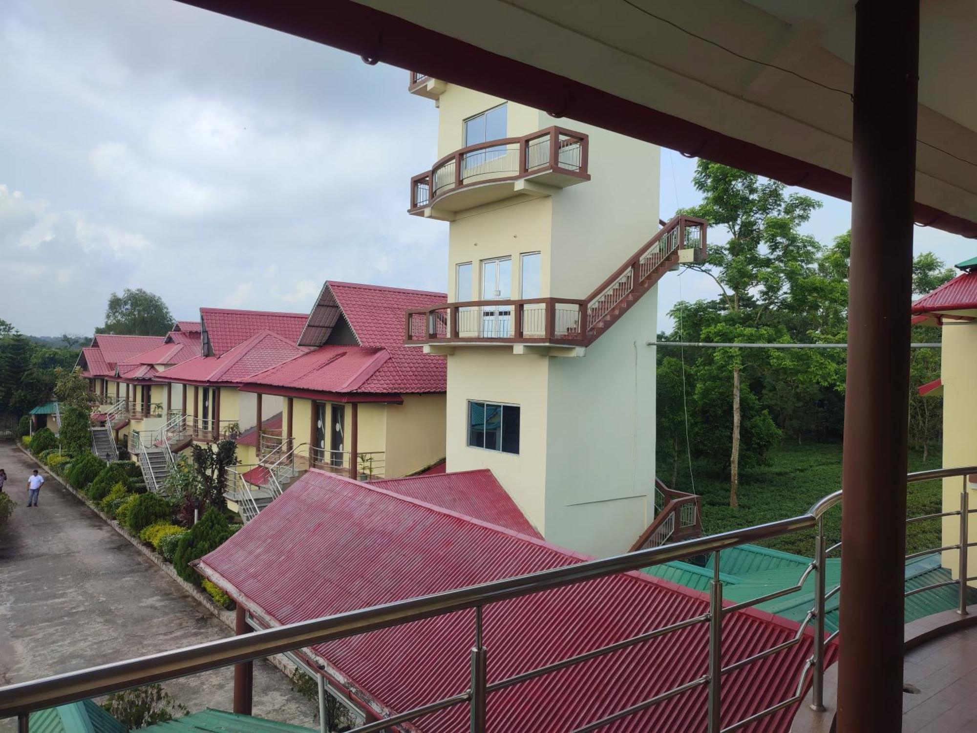 Maa Greenary View - A Holiday Resort Alipur Duar Ngoại thất bức ảnh