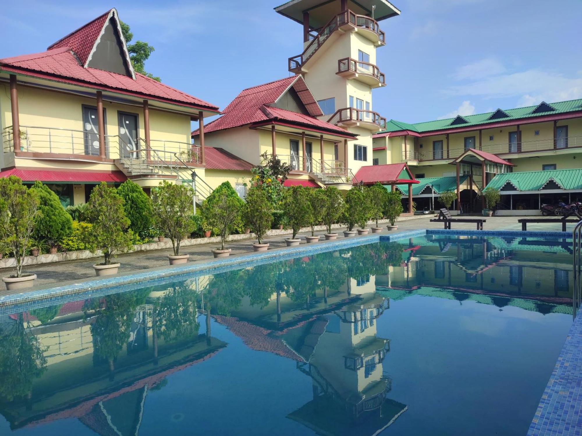 Maa Greenary View - A Holiday Resort Alipur Duar Ngoại thất bức ảnh