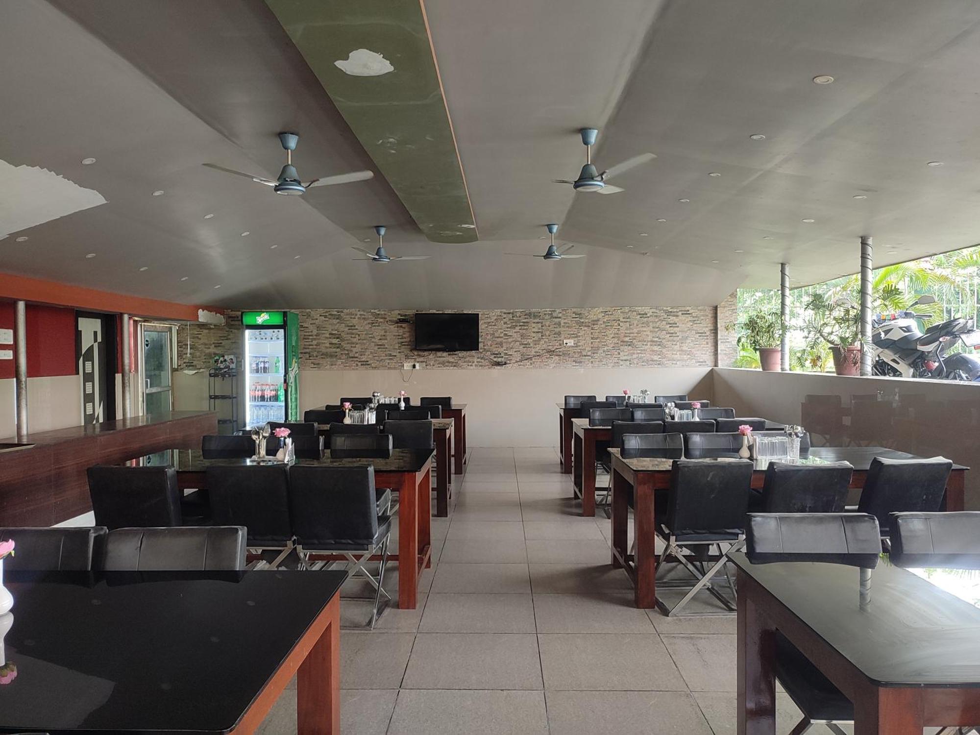 Maa Greenary View - A Holiday Resort Alipur Duar Ngoại thất bức ảnh