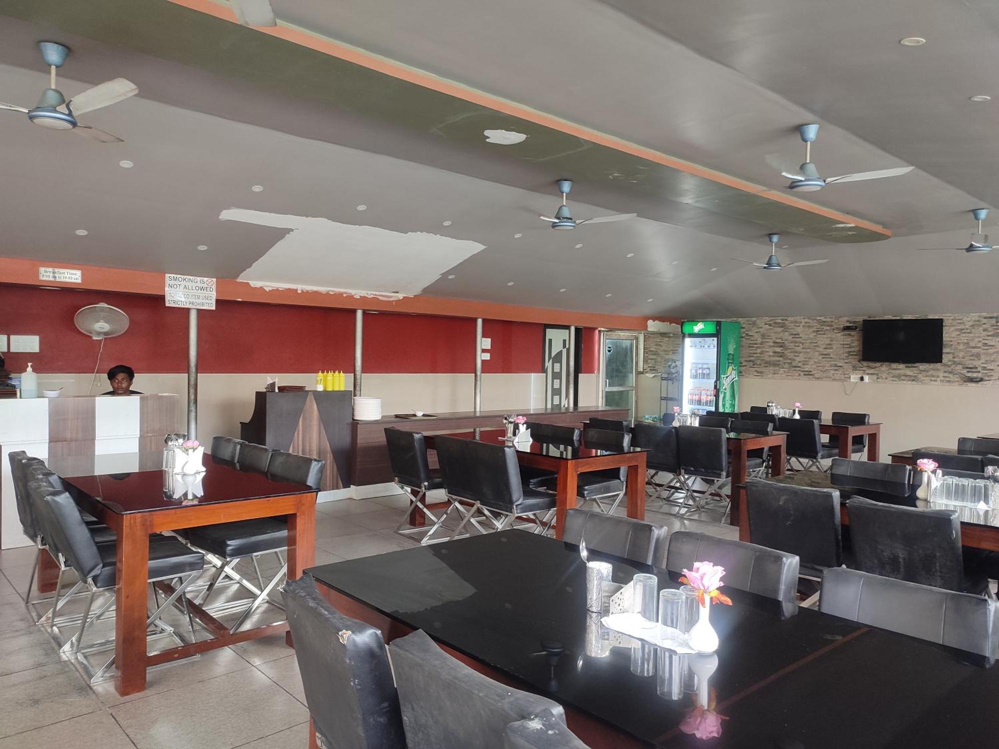 Maa Greenary View - A Holiday Resort Alipur Duar Ngoại thất bức ảnh