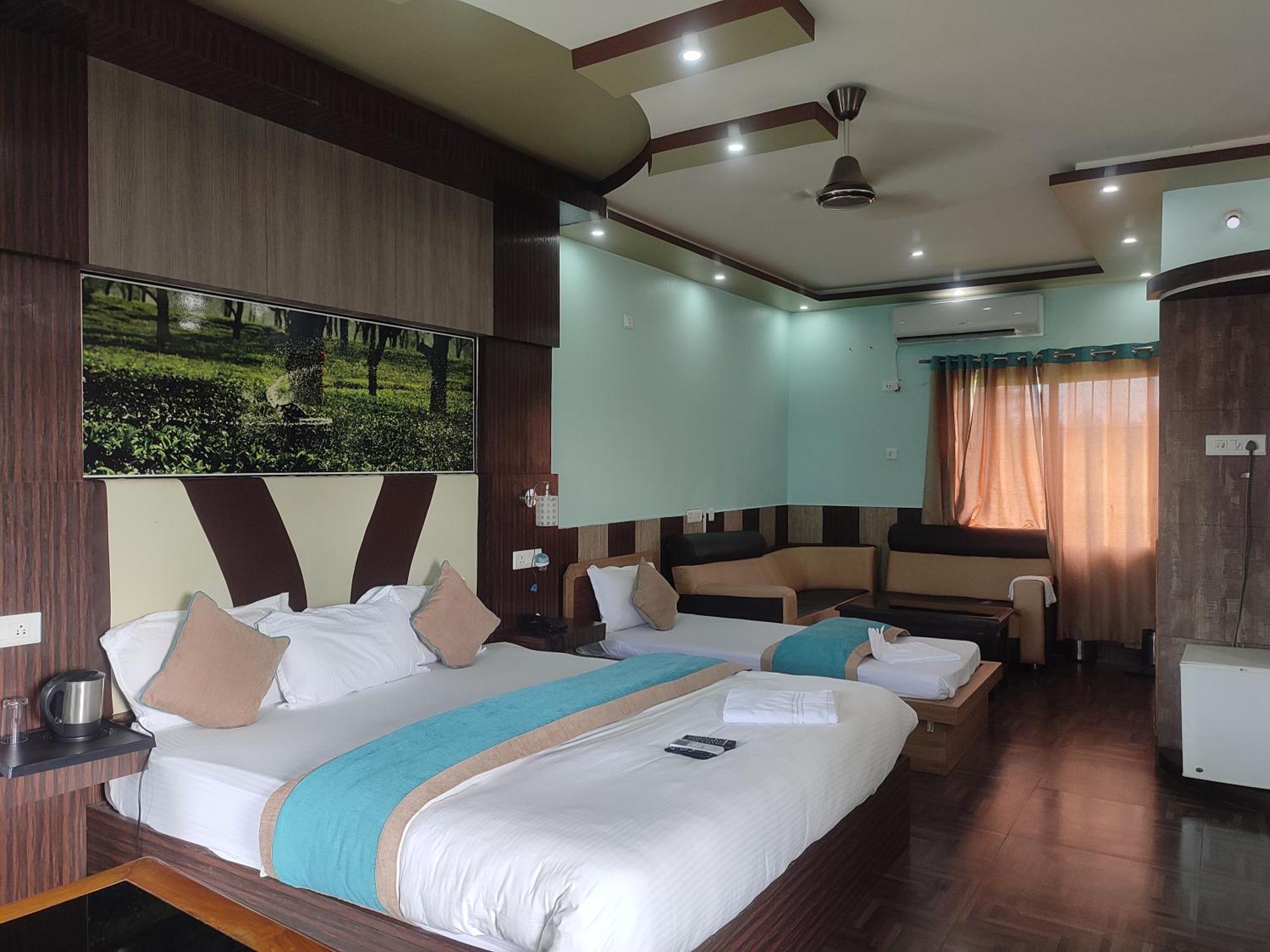 Maa Greenary View - A Holiday Resort Alipur Duar Ngoại thất bức ảnh