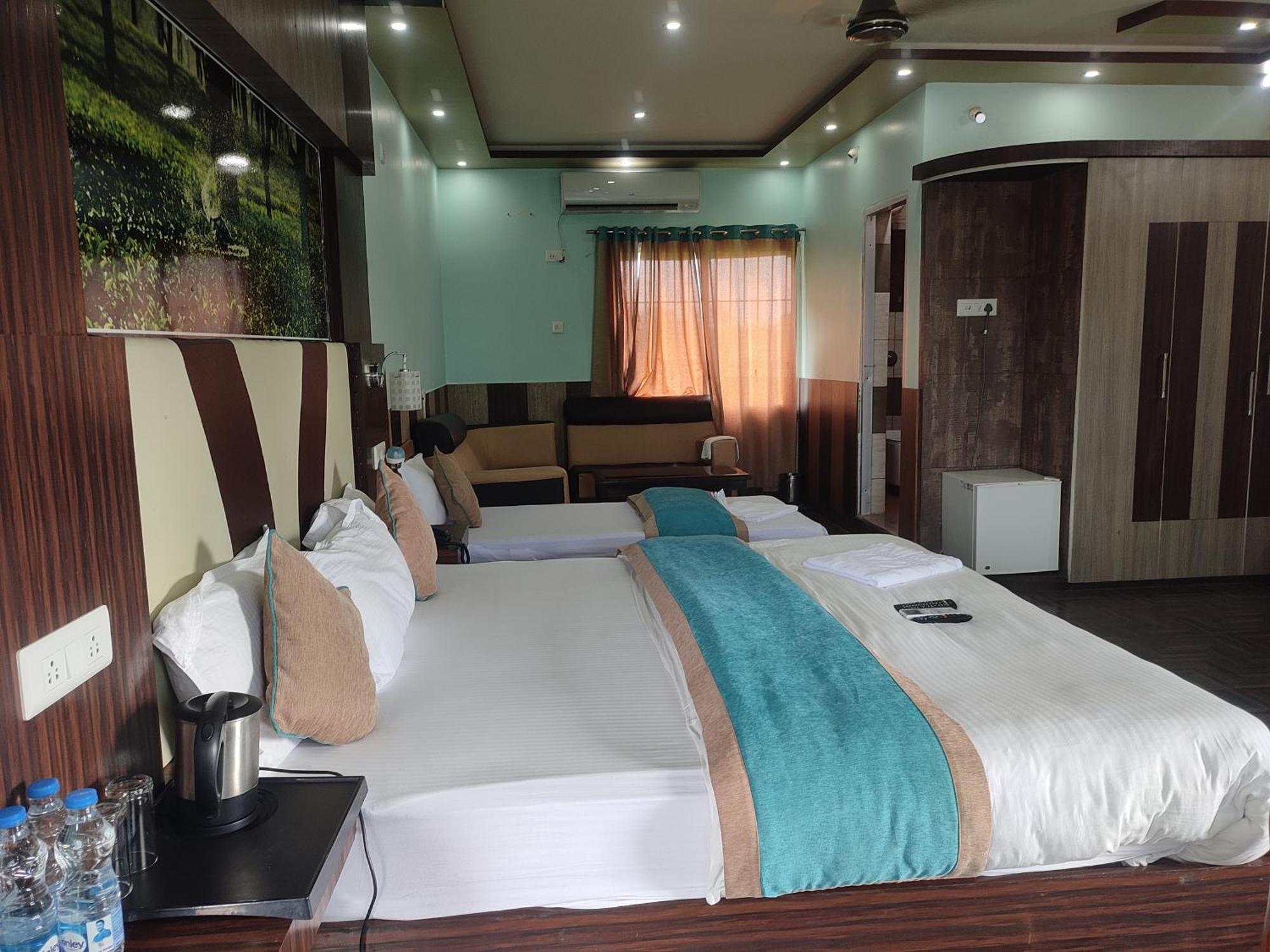 Maa Greenary View - A Holiday Resort Alipur Duar Ngoại thất bức ảnh